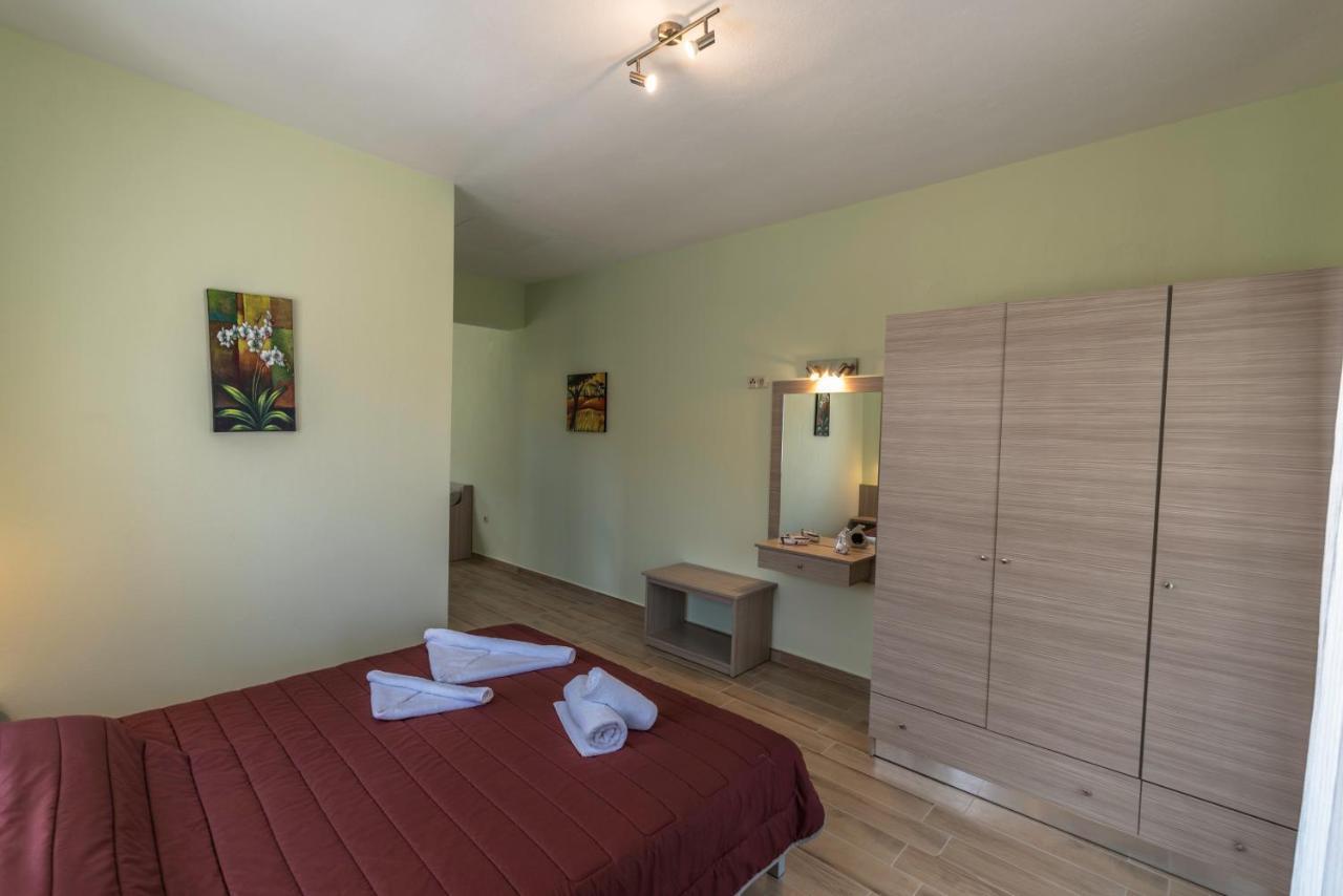 Albatros Apartments Szkála Potamiász Kültér fotó